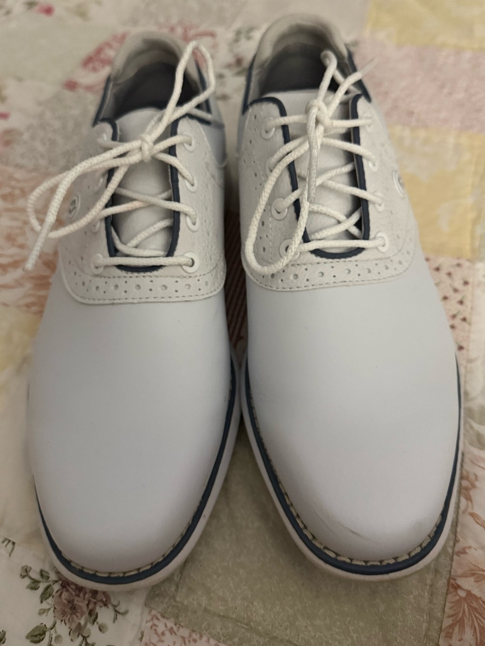 FootJoy Traditions Spikeless women’s Golf Shoes White Navy 6.5M